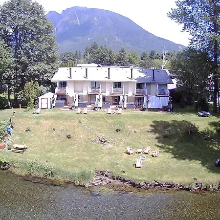 Moon River Suites #1 North Bend Exterior photo