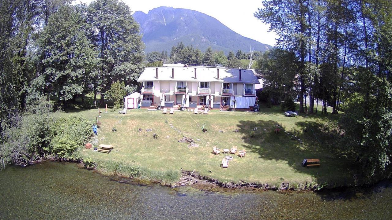 Moon River #1 * North Bend
